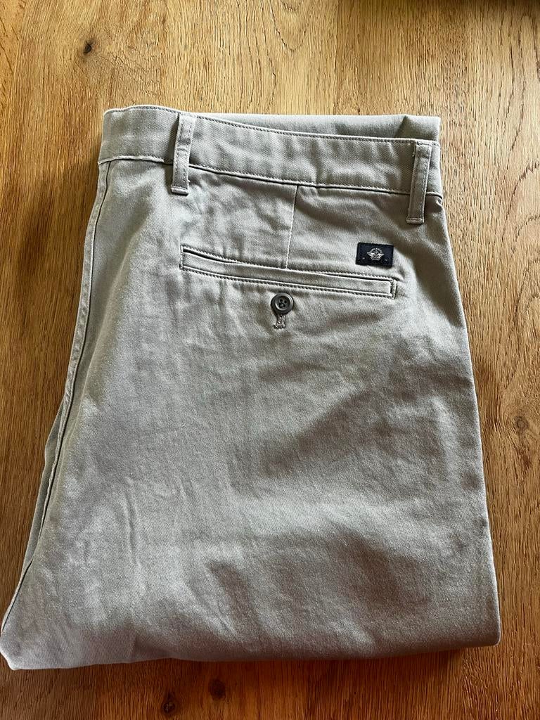 Dockers heren broek W38/L32 SLIM NIEUW Khaki stretch, Kleding | Heren, Broeken en Pantalons, Ophalen of Verzenden, Nieuw, Maat 56/58 (XL)