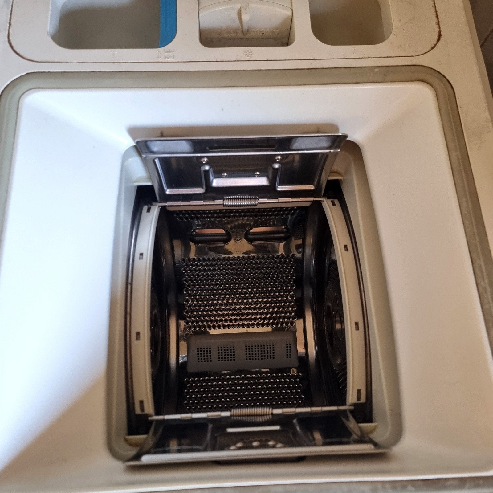 VERKOCHT.   Wasmachine Siemens Siwamat 9123 en Centrifuge., Ophalen, 1200 tot 1600 toeren, 85 tot 90 cm