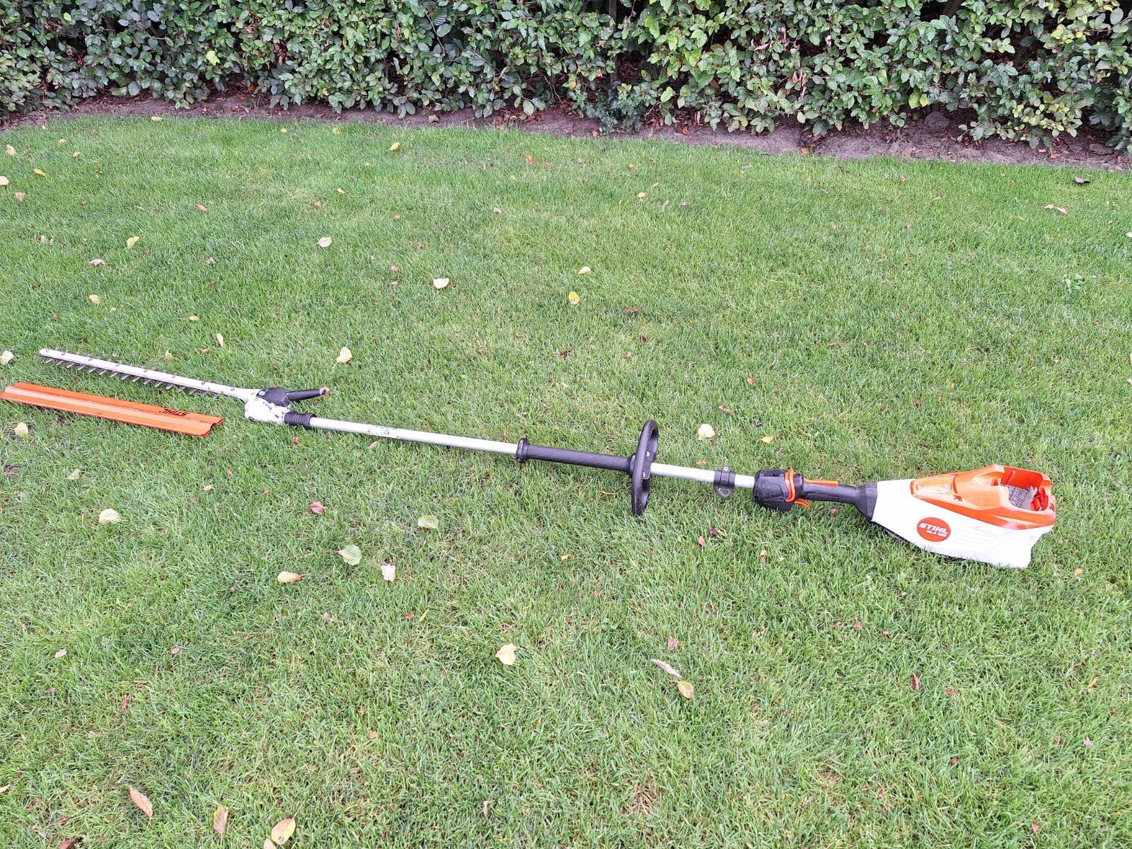 Stihl HLA 135 stokheggenschaar, Ophalen, Accu