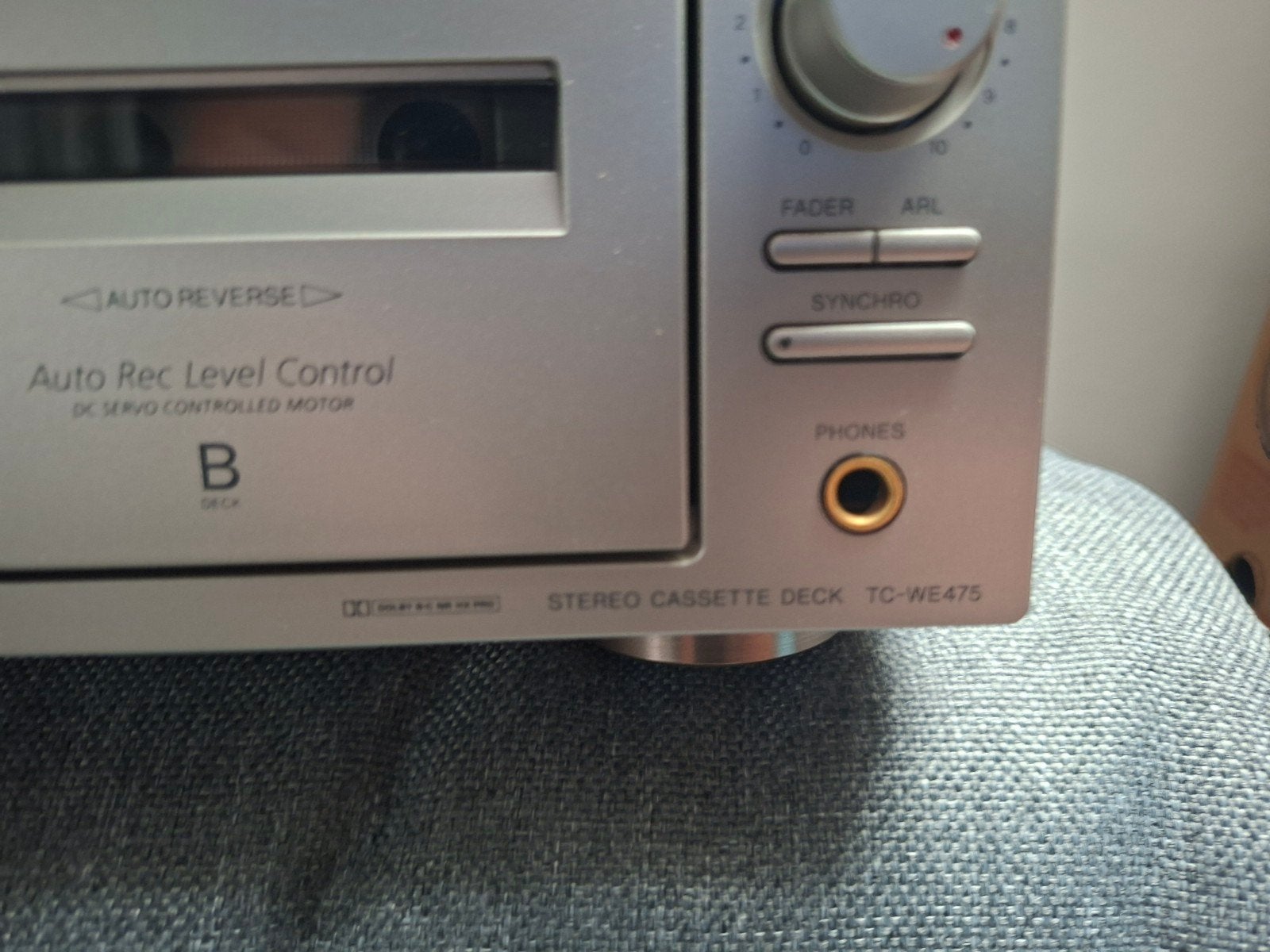 Foto 6 van Sony TC-WE475 Stereo Cassettedeck - Dubbel met Auto-Reverse
