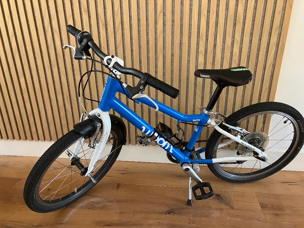 Woom 4 (lichtgewicht kinderfiets, 20"), Ophalen, 20 inch of meer, Velgrem, Zo goed als nieuw