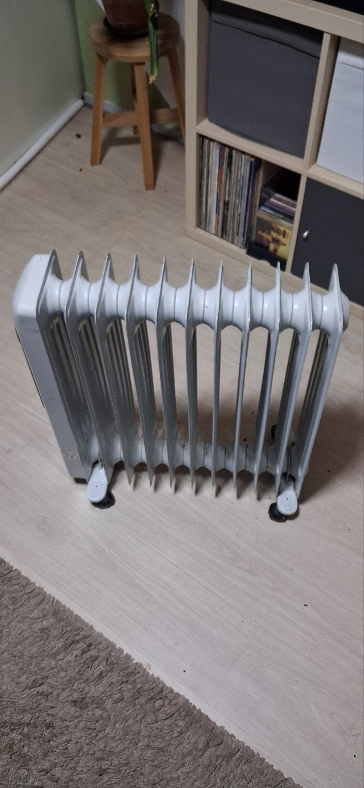 Laminox Oliegevulde Radiator - Elektrische Kachel, Gebruikt, Kachel, Ophalen of Verzenden, 60 tot 150 cm