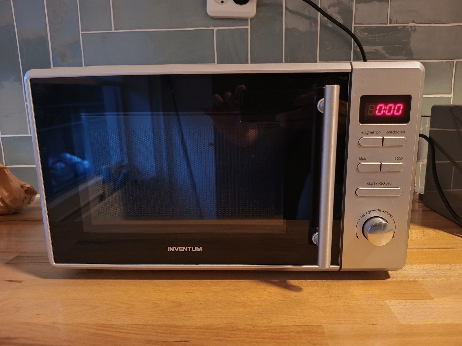 Inventum magnetron, Witgoed en Apparatuur, Magnetrons, Ophalen, Zo goed als nieuw