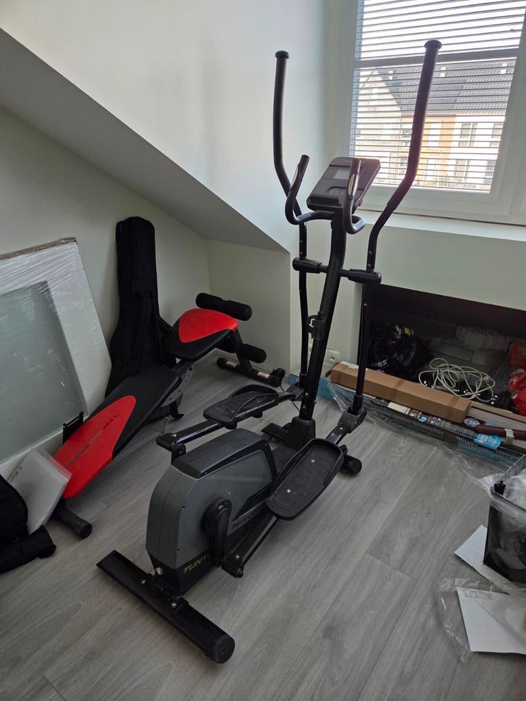 Tunturi Crosstrainer - Perfect voor Thuis Fitness, Ophalen, Gebruikt, Benen, Overige typen