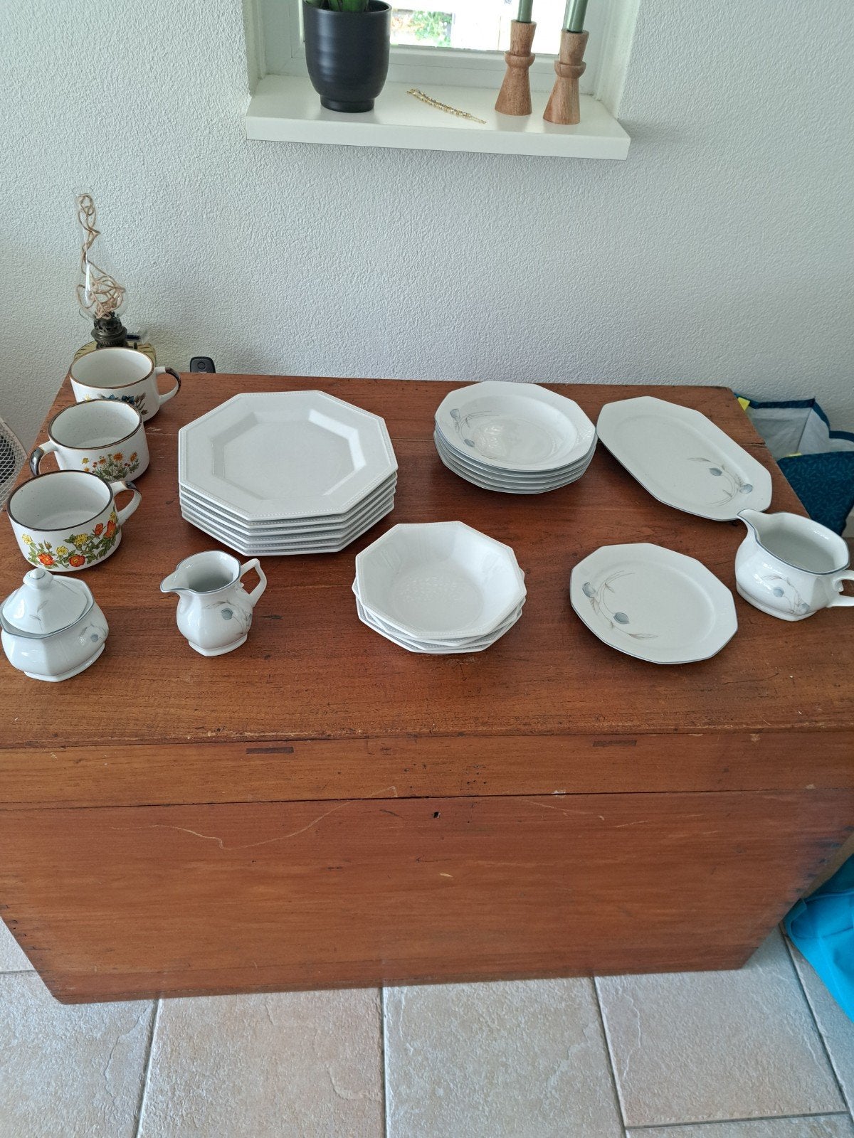 Servies goed nu voor maar €7,50, Ophalen, Gebruikt, Bord(en), Overige stijlen