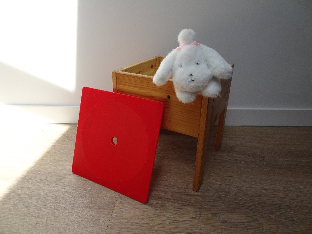 Vintage Ikea kinderkruk met opbergruimte, Huis en Inrichting, Krukjes, Ophalen, Zo goed als nieuw, Hout