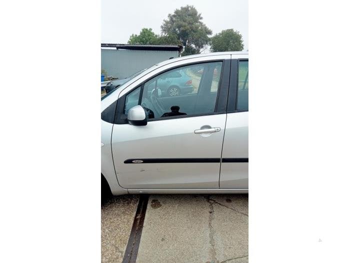Portier 4Deurs links-voor van een Opel Agila (ZCCB), Gebruikt, -, Deur, -