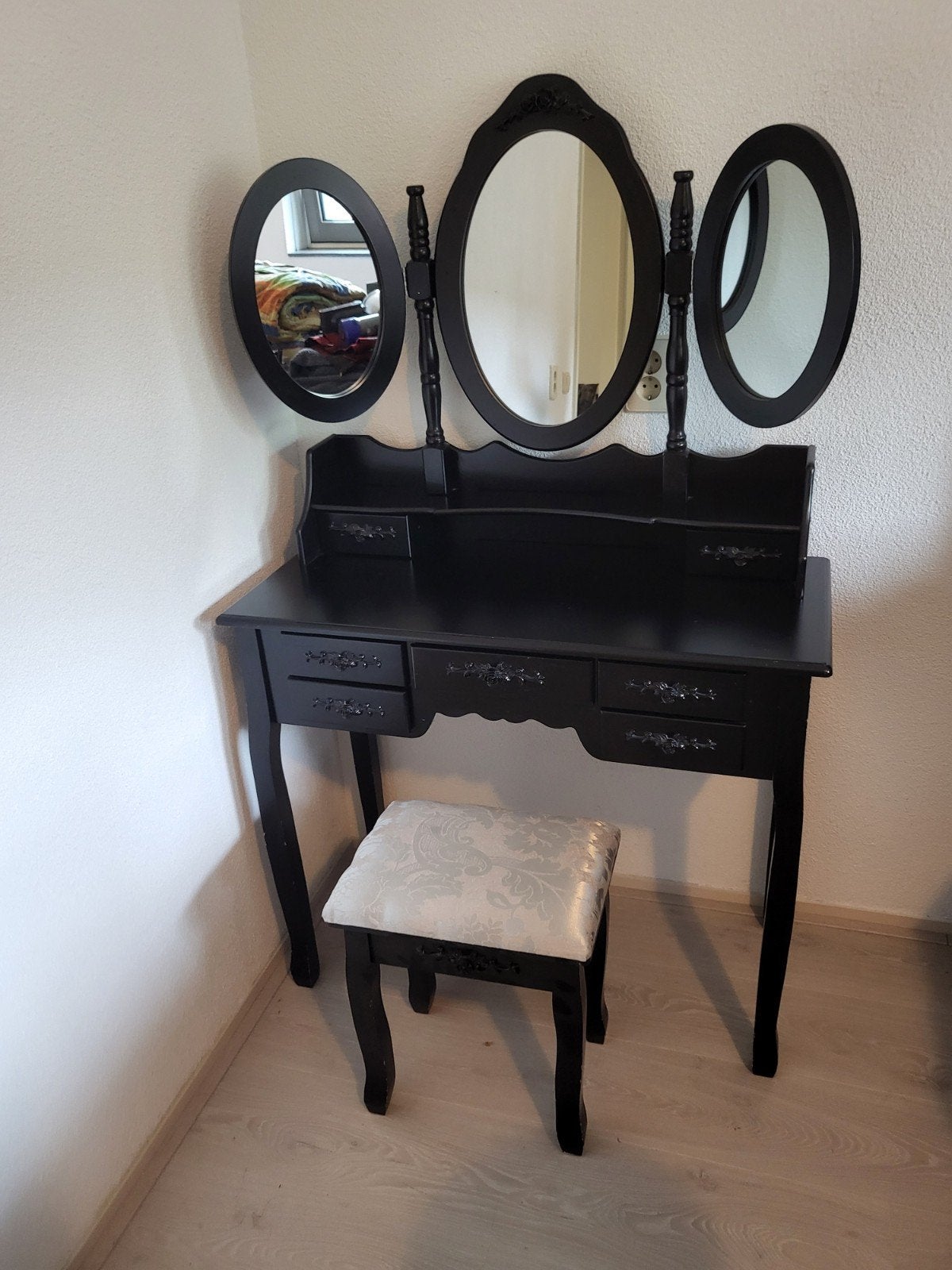 Kaptafel set met kruk, Ophalen, Zo goed als nieuw, 50 tot 100 cm, Minder dan 100 cm