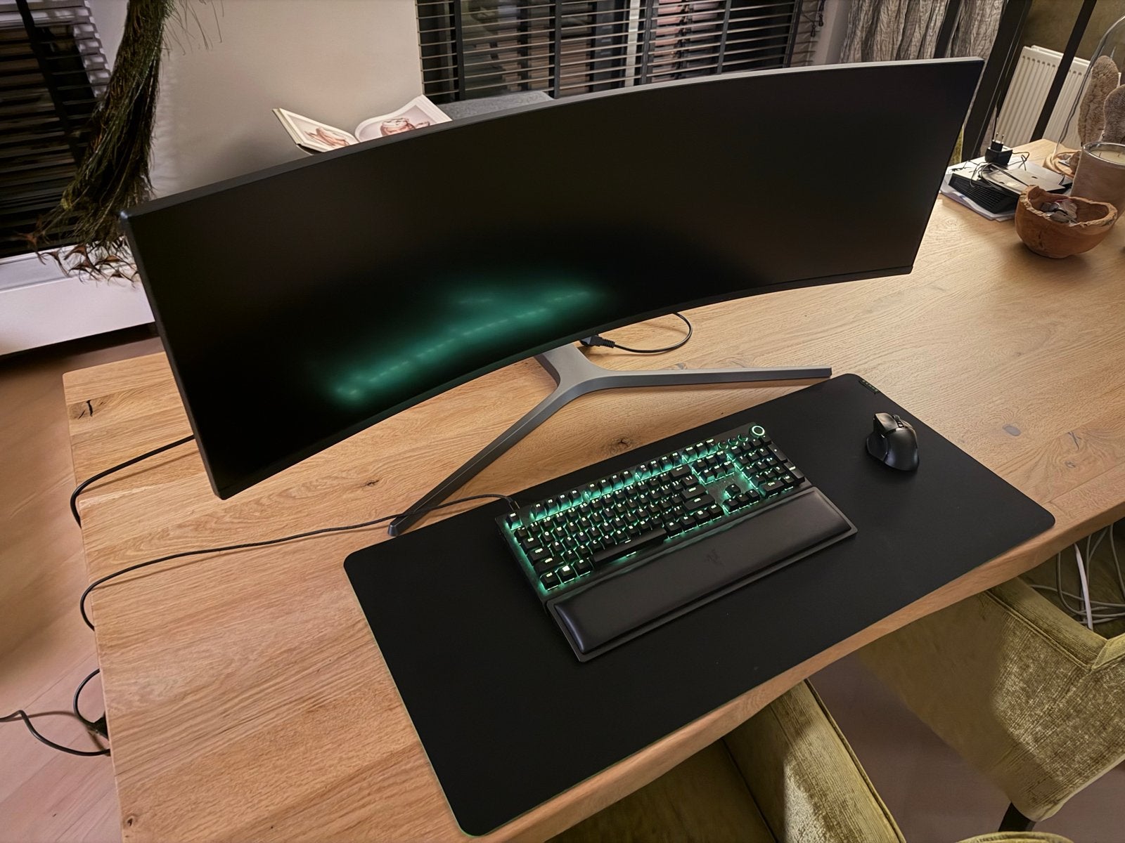 Samsung 49 inch Curved Monitor met Draadloos Toetsenbord & M, 101 t/m 150 Hz, Curved, VA, Zo goed als nieuw