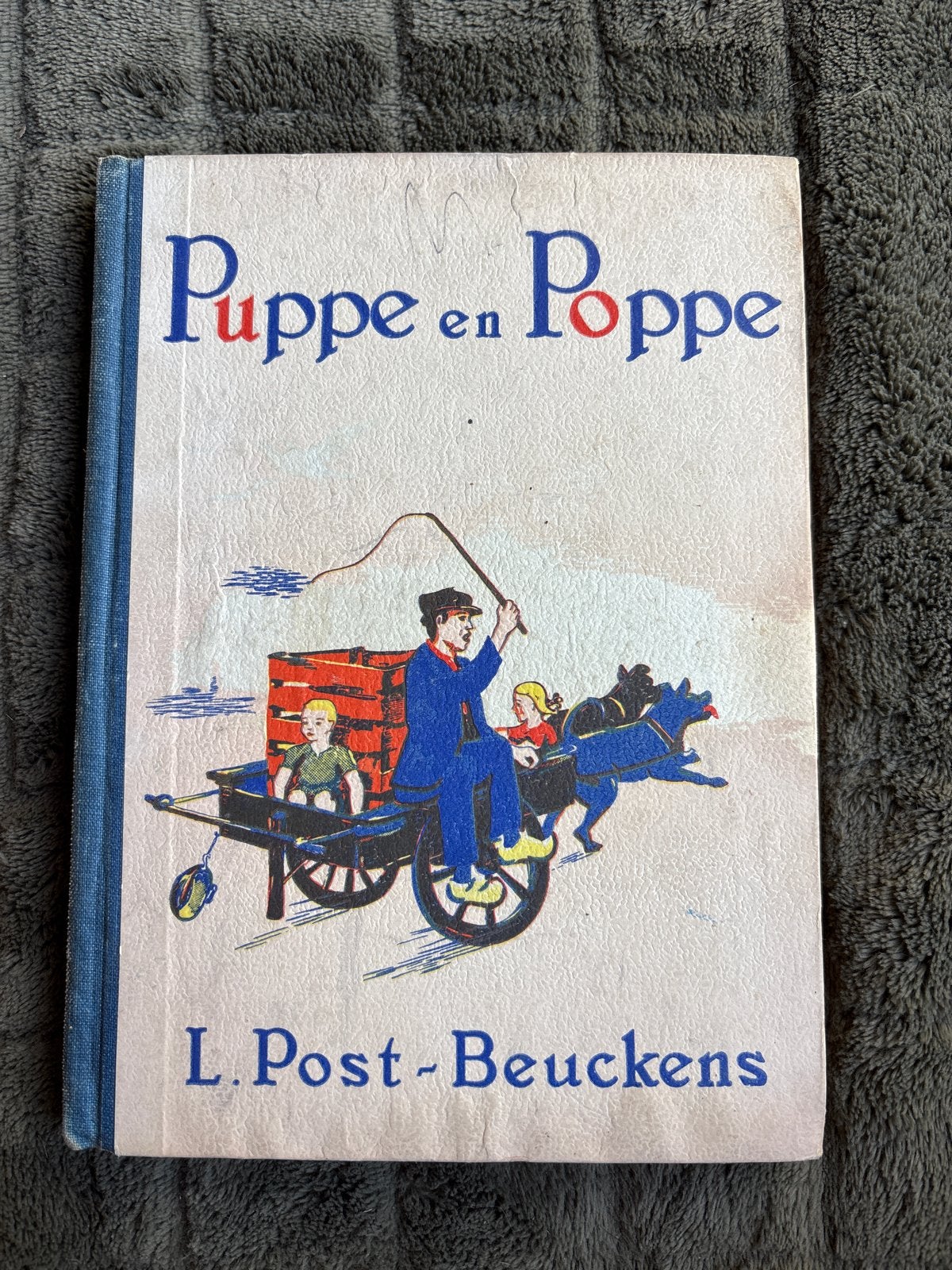 Puppe en Poppe - L. Post-Beuckens (1948) Fries kinderboek, Ophalen of Verzenden, Gelezen