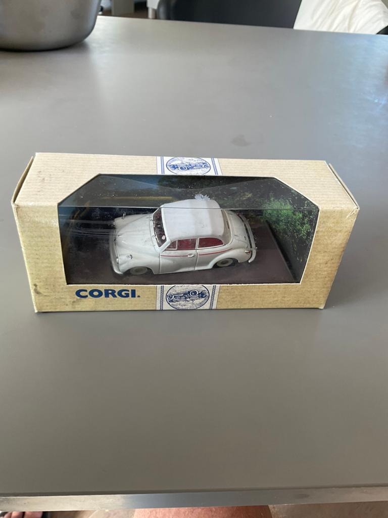 Morris Minor Convertible, Corgi 96755 wit uit 1993, boxed., Hobby en Vrije tijd, Modelauto's | 1:43, Ophalen of Verzenden, Zo goed als nieuw