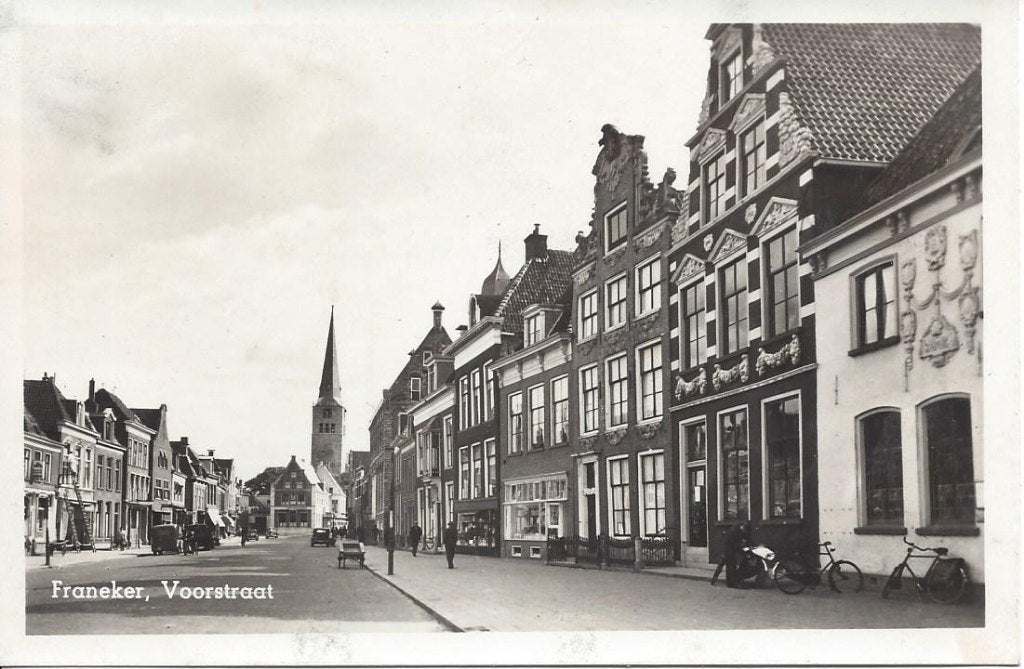 Franeker (Frl.) Voorstaat met Patriciërshuizen, Volk, Auto's, Ophalen of Verzenden, 1940 tot 1960, Ongelopen, Friesland