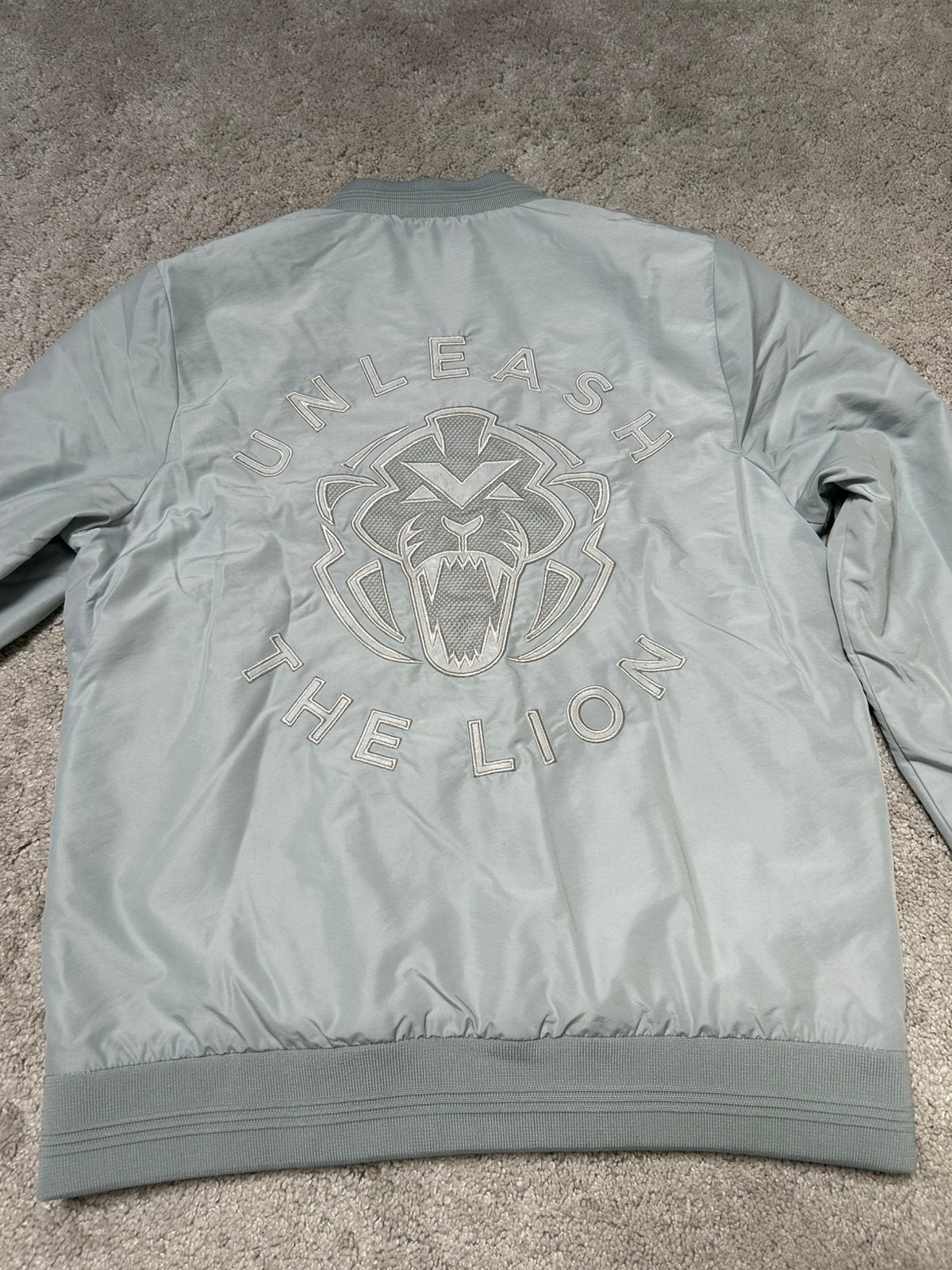 Limited Edition Unleash the Lion jas van Max Verstappen, Blauw, Max Verstappen, Ophalen of Verzenden, Zo goed als nieuw