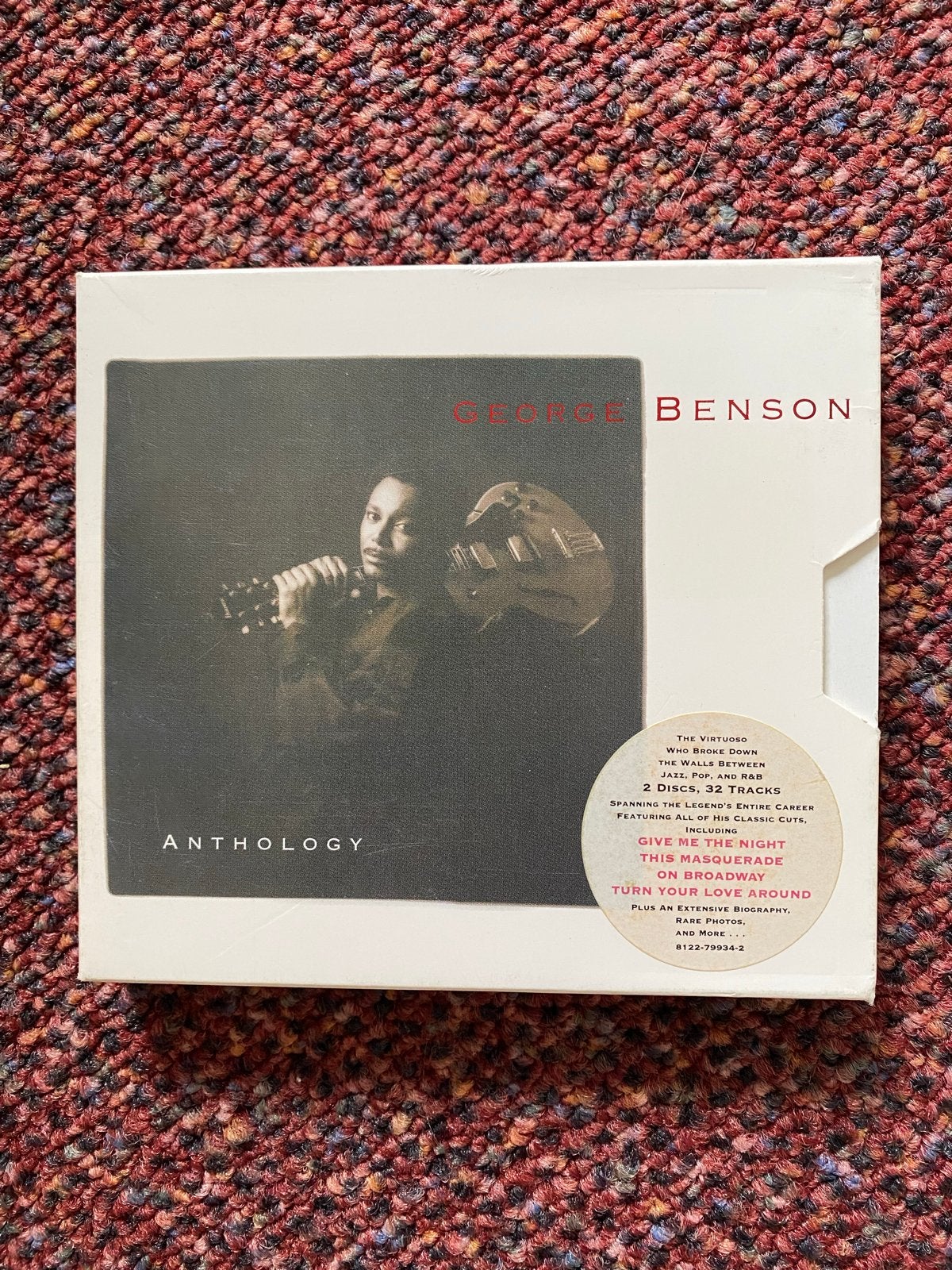 George Benson - Anthology (2 CD's, 32 tracks), Cd's en Dvd's, Cd's | Jazz en Blues, Ophalen, Zo goed als nieuw, Inclusief boekje
