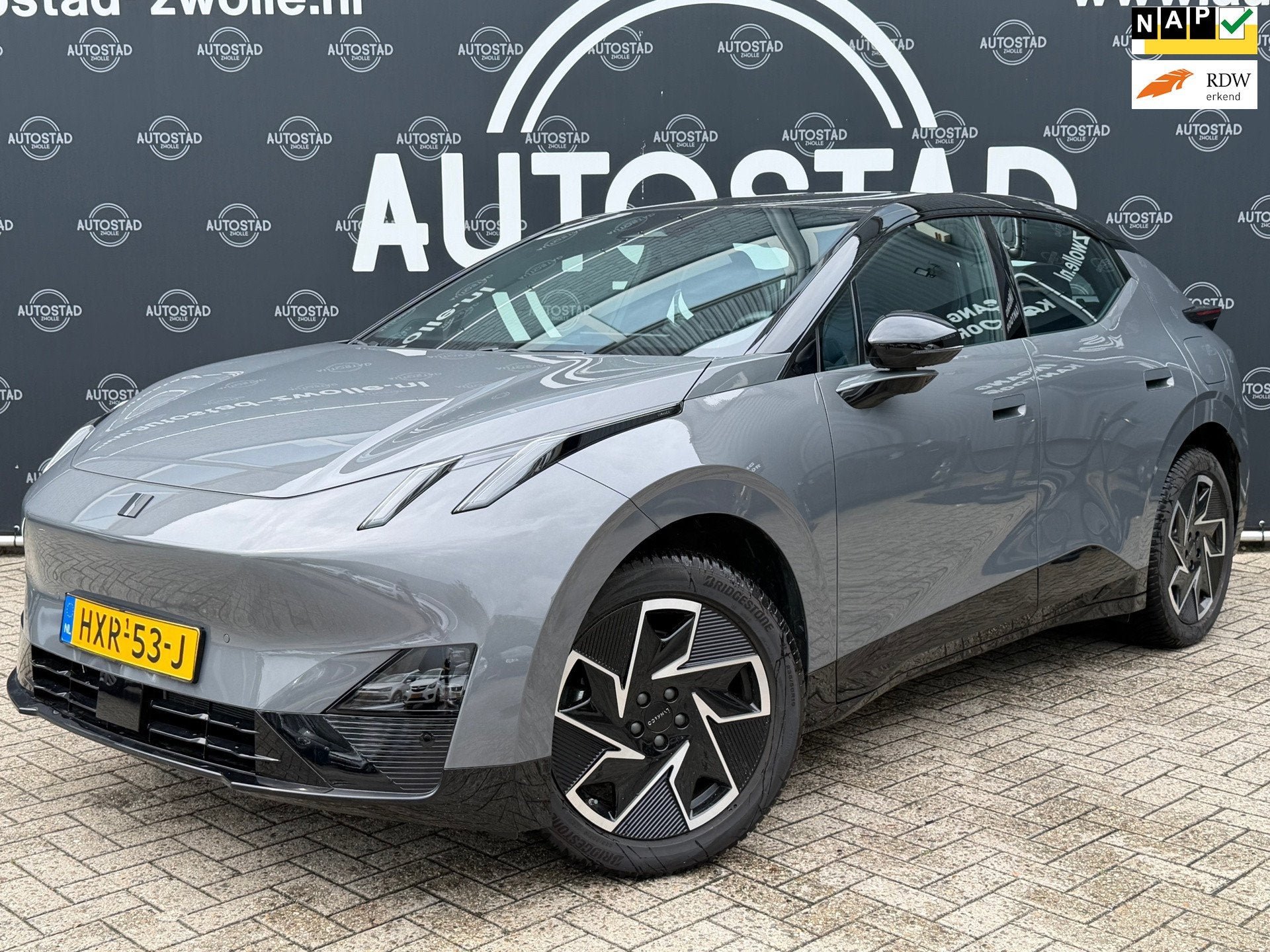 Lynk & Co 02 Core 66 kWh NL-Auto / Pano / Apple Carplay / Na, Auto's, Automaat, Adaptive Cruise Control, 1795 kg, Origineel Nederlands
