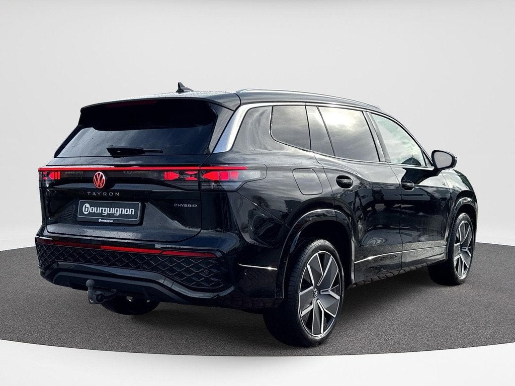 Volkswagen Tayron 1.5 eHybrid R-Line Edition | Panorama dak, Auto's, Volkswagen, Stof, 4 cilinders, 2000 kg, Hybride Elektrisch/Benzine