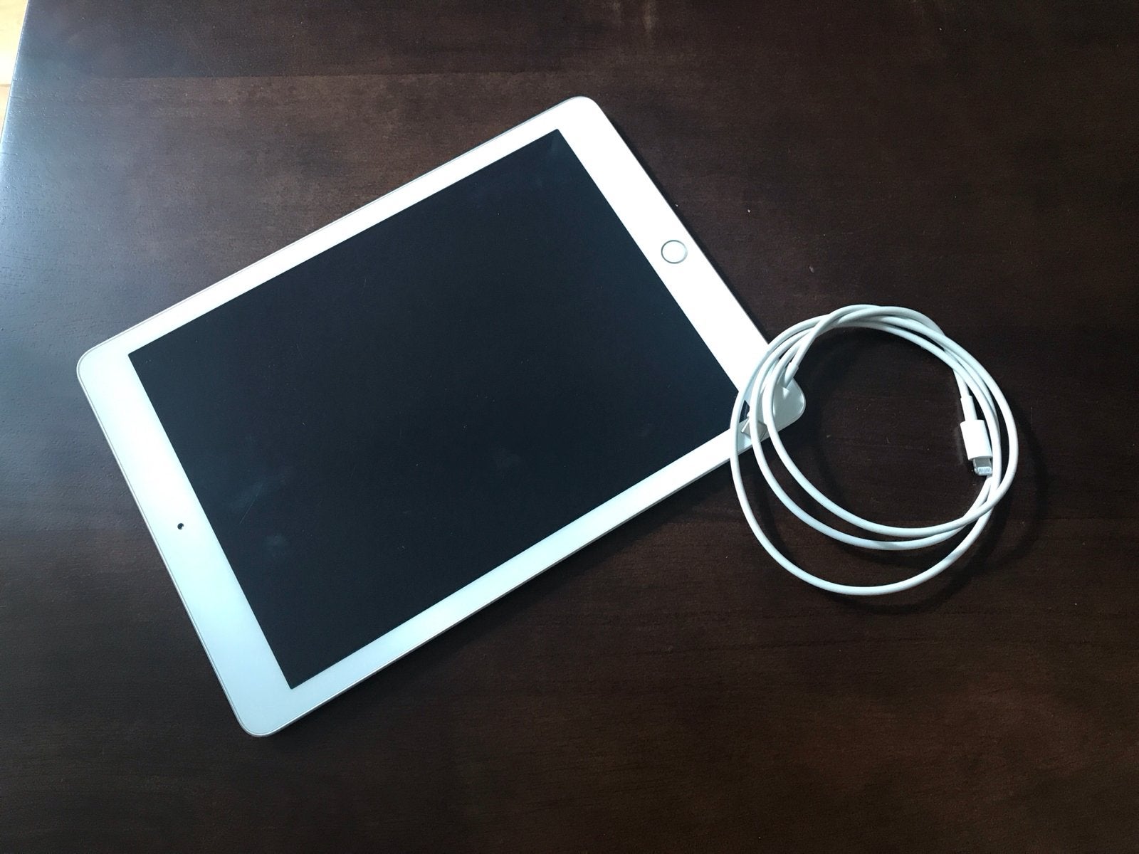 Apple iPad - Zilver - Inclusief Oplaadkabel, Computers en Software, 10 inch, Gebruikt, 32 GB, Apple iPad