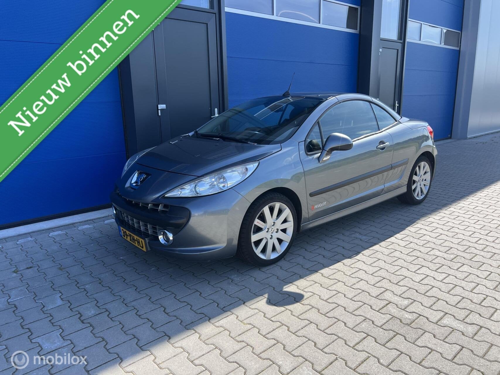 Peugeot 207 CC 1.6-16V T Sport, Voorwielaandrijving, Gebruikt, 4 cilinders, 4 stoelen