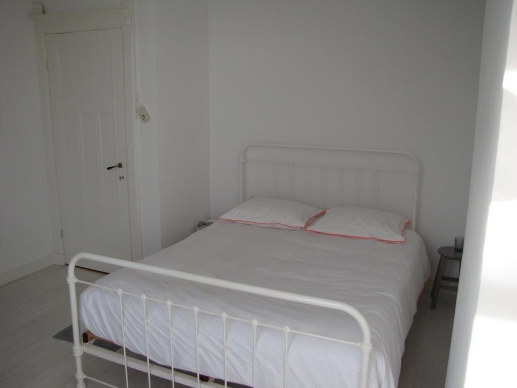 Antiek spijlenbed, Ophalen of Verzenden