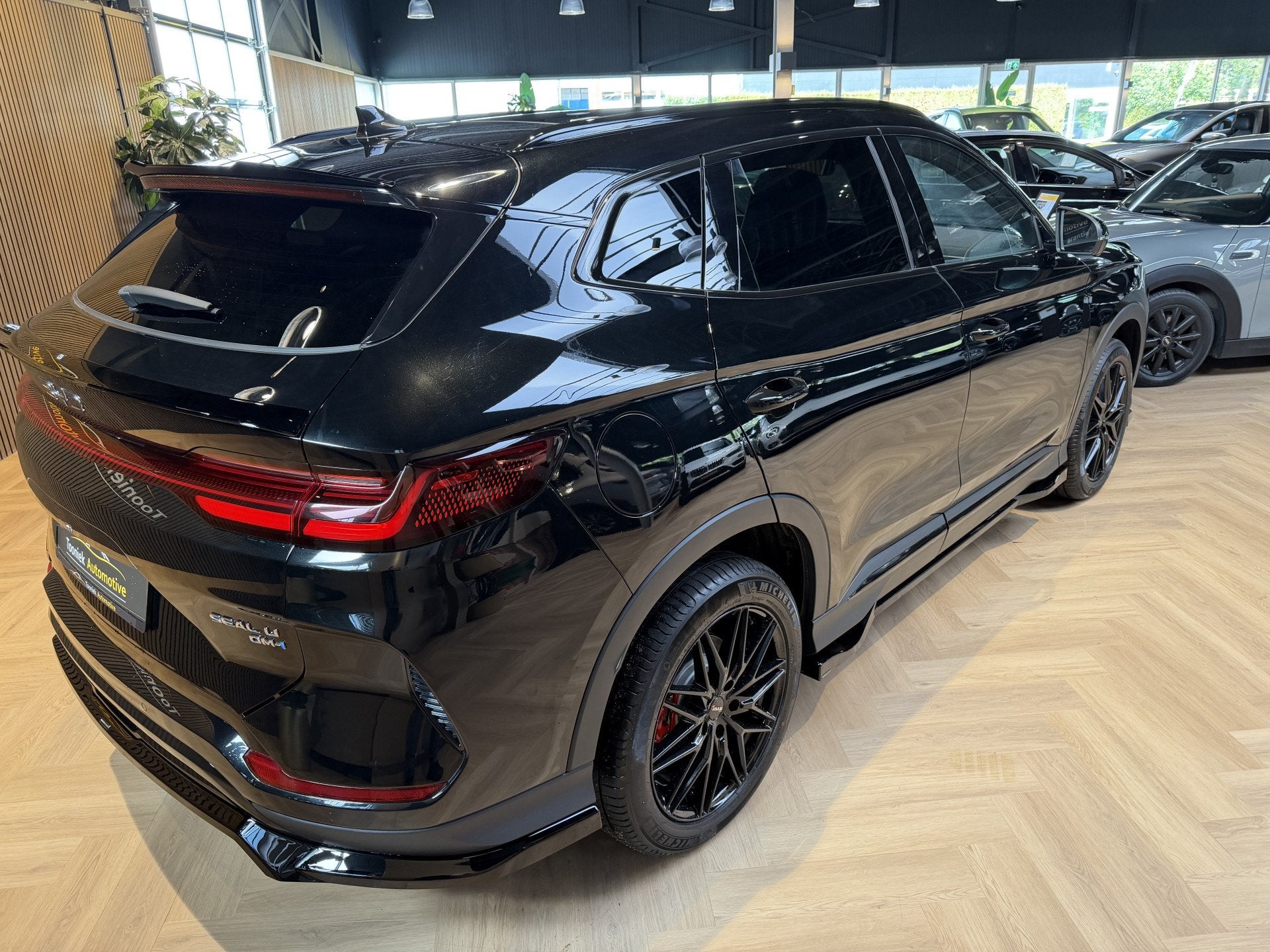 BYD SEAL U 1.5 DM-i FWD | ULTRA BLACK MAXTON UITVOERING | Fu, Auto's, Seal U, Zwart, 4 cilinders, Zwart