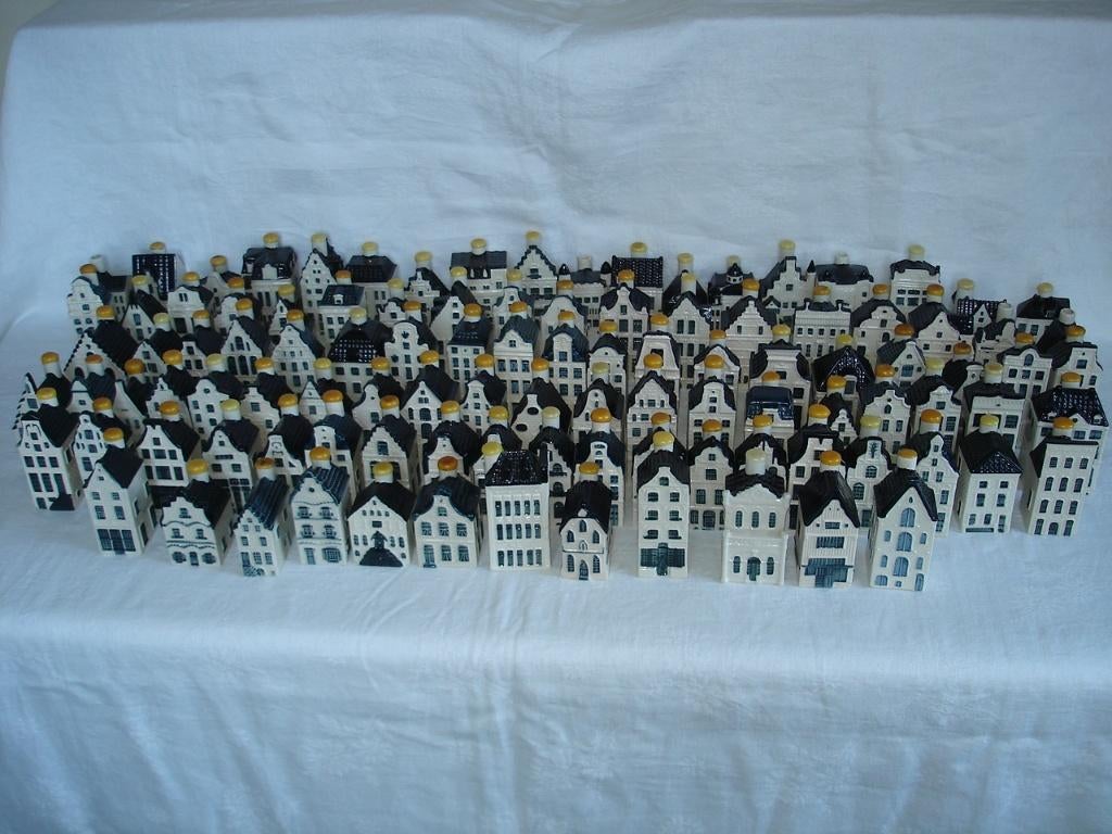 KLM huisjes nr 1 t/m 106 uitsluitend de hele serie in 1 koop, Ophalen, Zo goed als nieuw, Gevuld