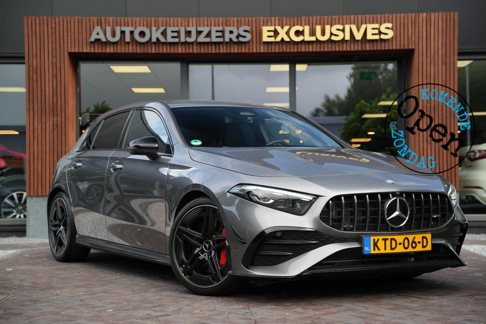 Mercedes-Benz A-klasse AMG 35 4MATIC Aero Pack Burmester Wid, Auto's, Automaat, 4 cilinders, Alcantara, 1545 kg