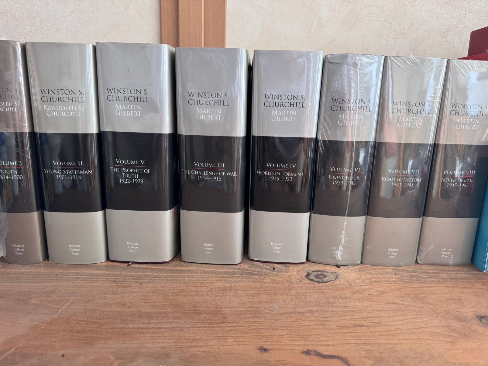 Officiele biografie van Churchill, Ophalen, Nieuw