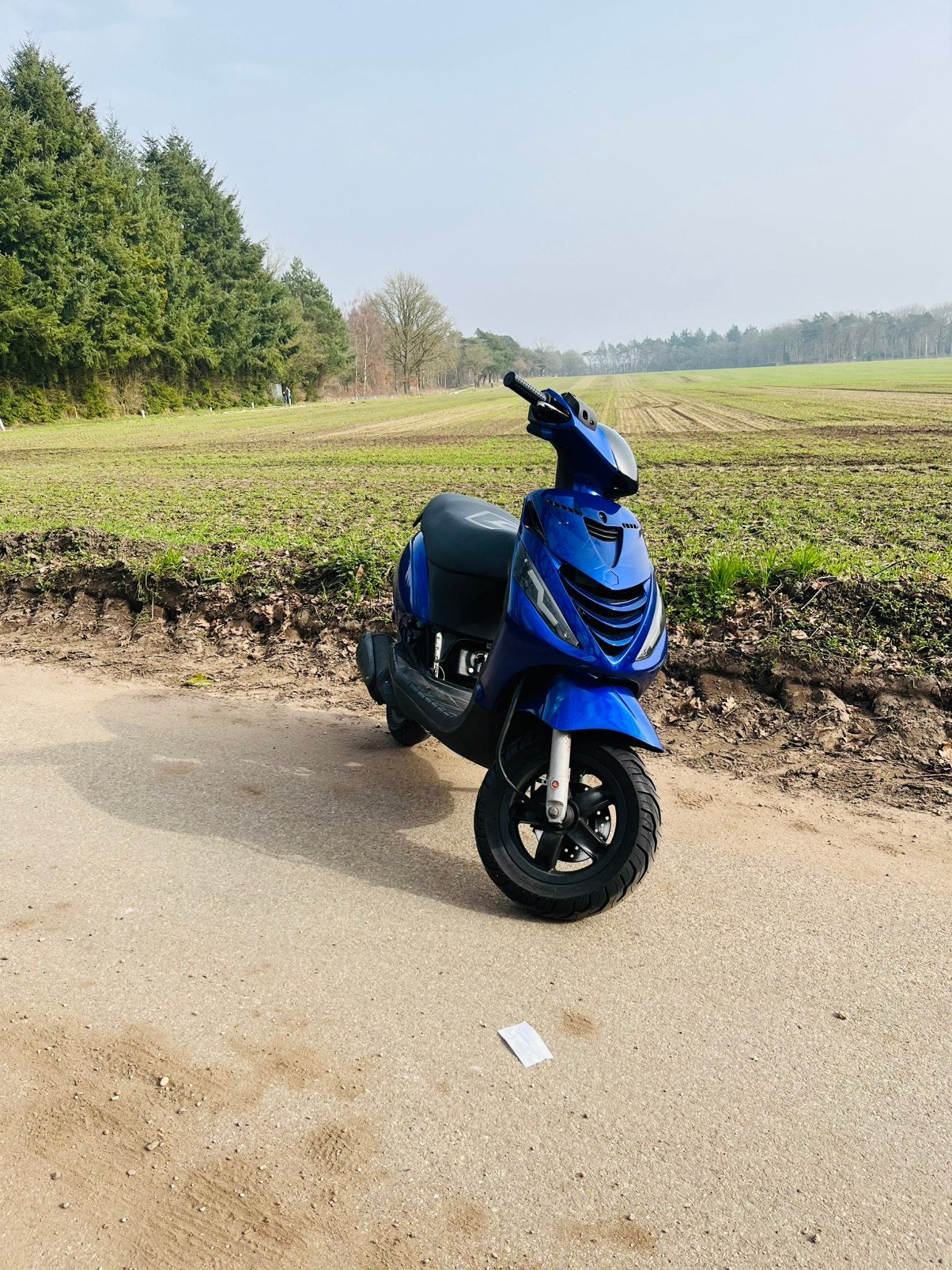 Zip 125cc (WAARDEPEILING), Ophalen, Zo goed als nieuw, Benzine, Zip