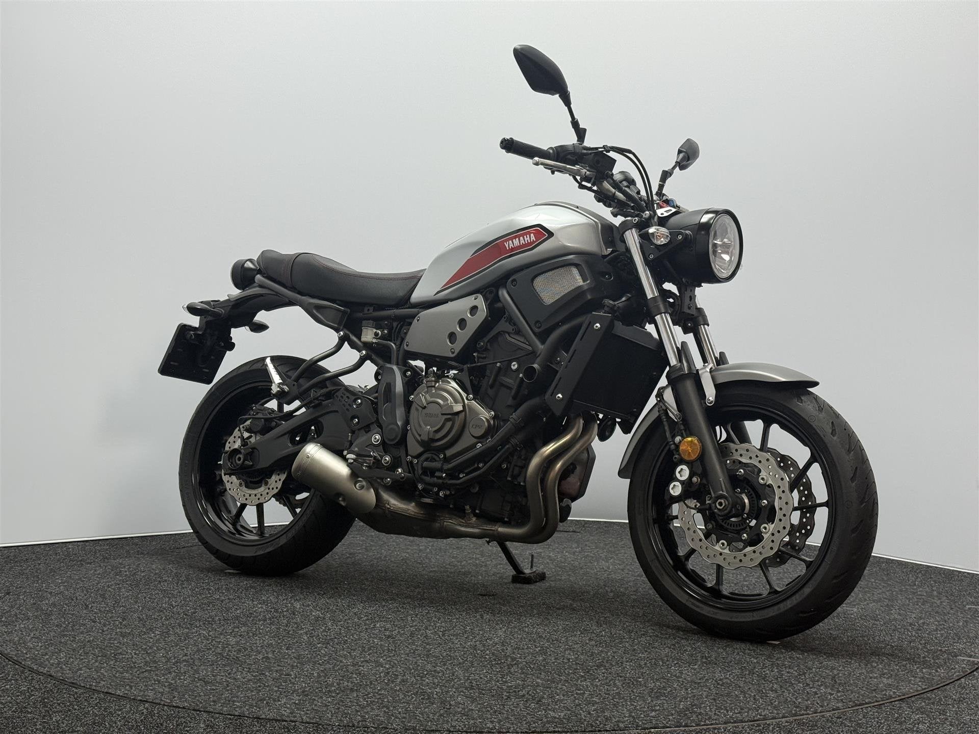 Yamaha XSR 700 ABS, Bedrijf, 689 cc, ABS, 12 t/m 35 kW