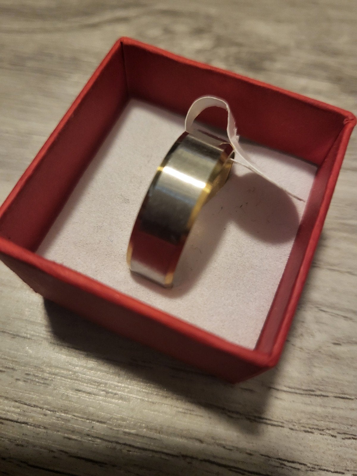 Nieuwe Tweekleurige Ring - Maat 21, 20 of groter, IJzer of Staal, Nieuw, Ophalen of Verzenden