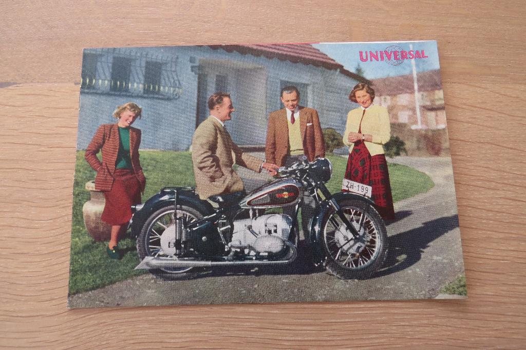 Originele catalogus / katalog Universal motorfietsen (1950), Verzenden, Zo goed als nieuw