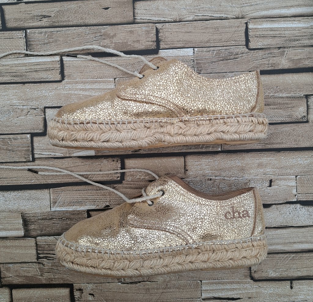 CHA - luxe gouden veterschoenen, mt. 39, Kleding | Dames, Schoenen, Overige kleuren, Verzenden, X, Sneakers of Gympen
