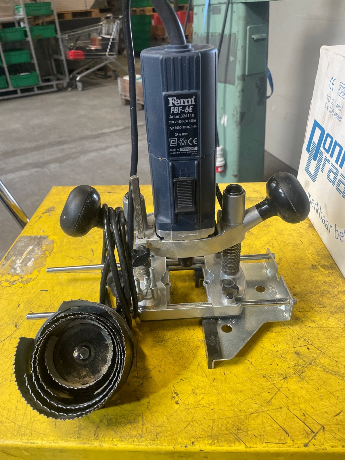 Freesmachine Ferm FBF-6E met accessoires, Doe-het-zelf en Verbouw, Gereedschap | Freesmachines, Ophalen, Gebruikt, Elektrisch