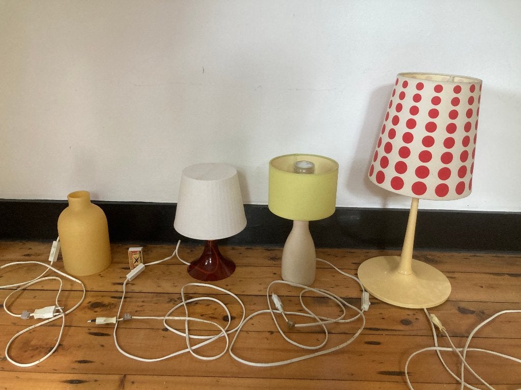 3 leuke vrolijke kleine moderne tafellampjes eyecatchers, Gebruikt, E14 (klein), Ophalen of Verzenden, Sfeerlamp