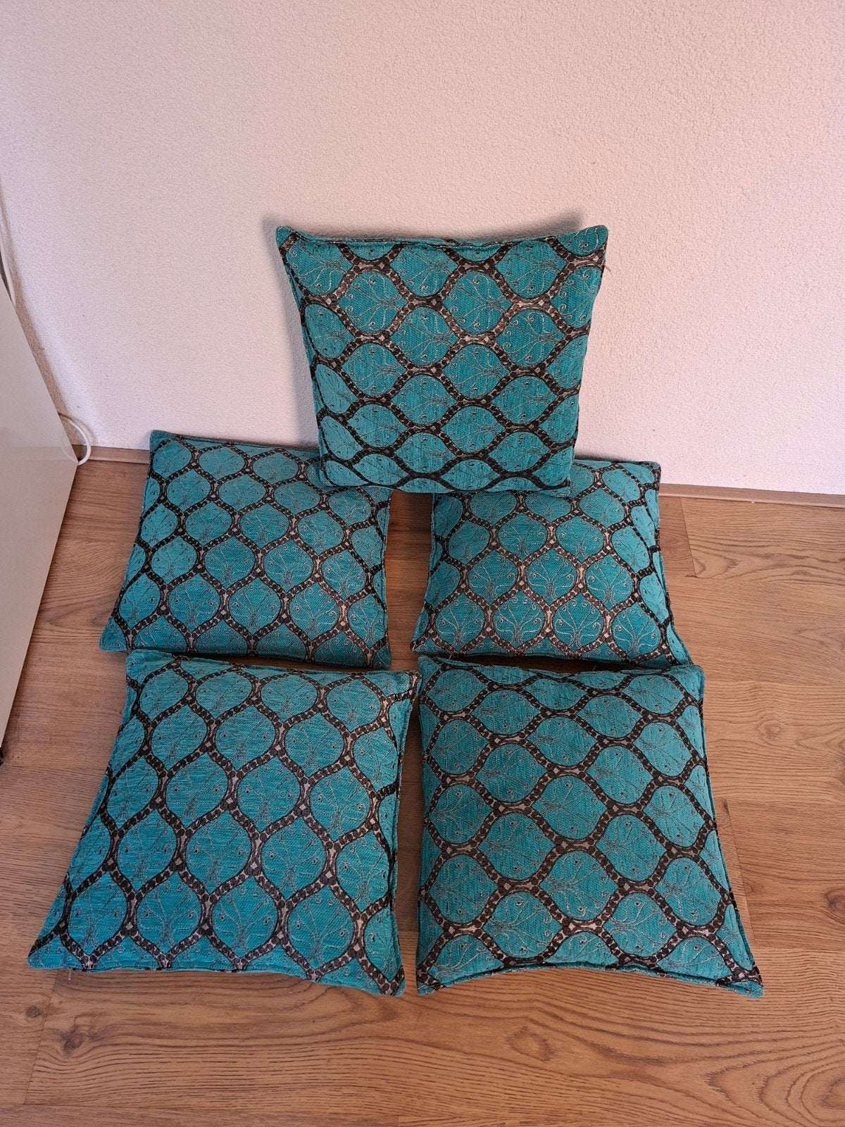 Sierkussens, Huis en Inrichting, Ophalen, Zo goed als nieuw, Vierkant