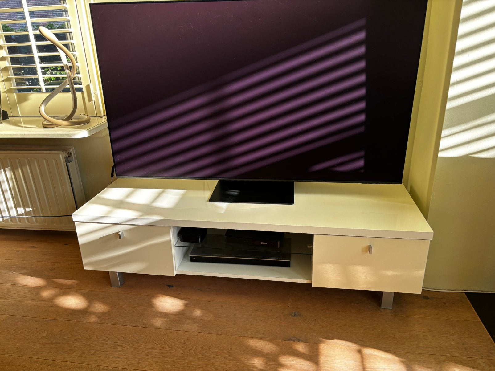 Tv meubel wit, Ophalen, 150 tot 200 cm, Zo goed als nieuw, Minder dan 100 cm