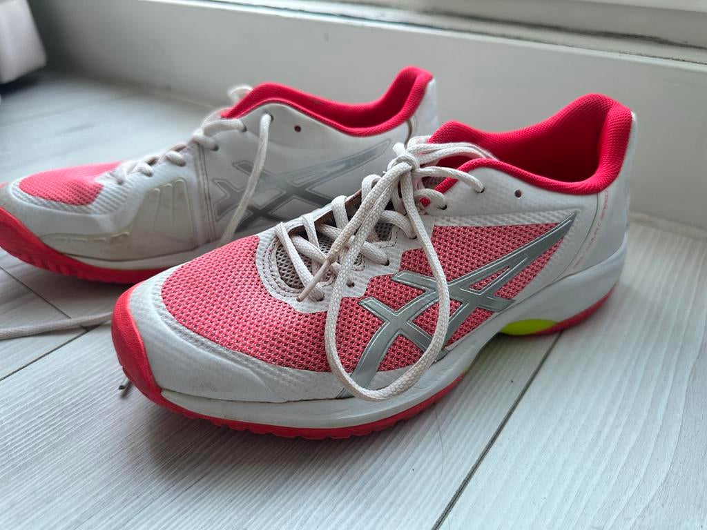 ASICS Tennis sneakers voor gravel - Maat 39.5, Ophalen of Verzenden, Gedragen, Wit, Sportschoenen