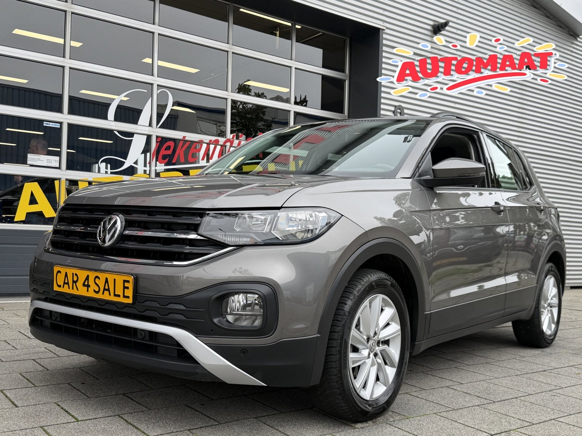 Volkswagen T-Cross 1.0 TSI Life - AUTOMAAT I Apple CarPlay /, Dealer onderhouden, Gebruikt, 116 pk, Origineel Nederlands