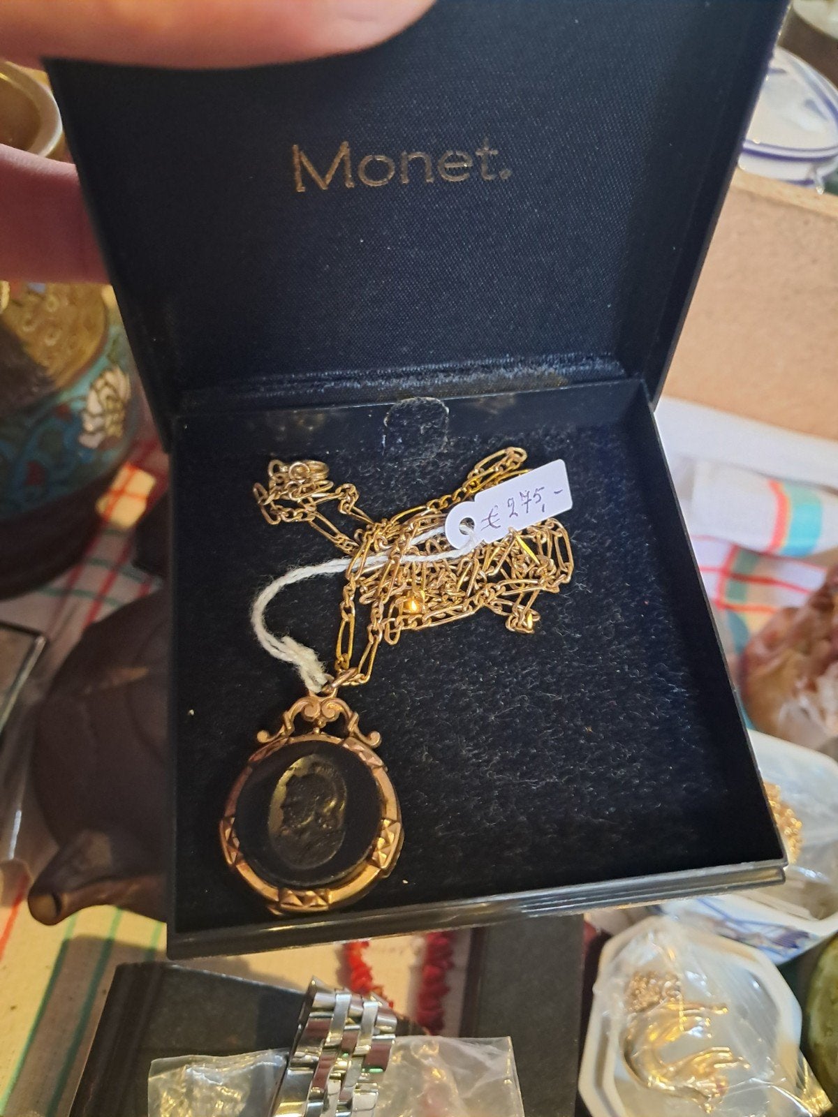 Monet Gouden Ketting met Hanger - Vintage Stijl, Ophalen of Verzenden