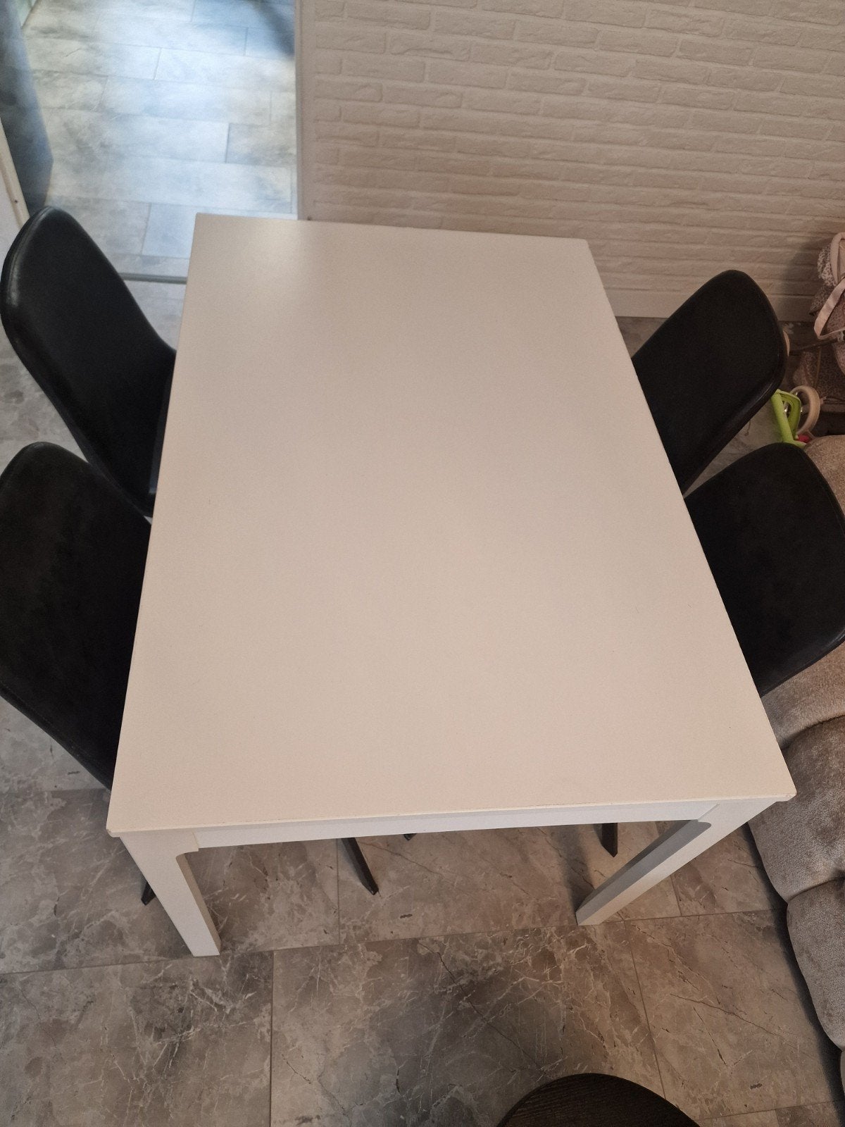 Uitschuifbare eettafel met 4 stoelen - Wit, Ophalen, Gebruikt, Modern, functioneel, 50 tot 100 cm