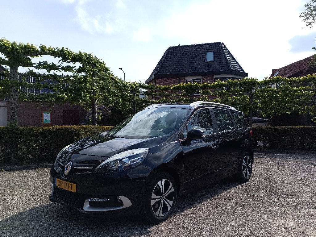 Renault Grand Scenic 1.2 TCE 97KW 7P 2014 Zwart Grande Noir, Voorwielaandrijving, Euro 5, Stof, 4 cilinders
