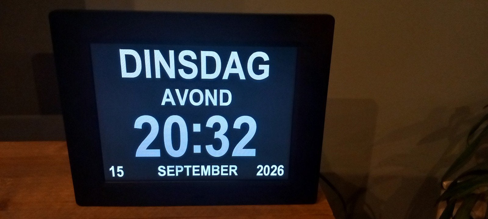Dementieklok met duidelijke tijd- en datumweergave, Ophalen, Overige typen, Zo goed als nieuw, Digitaal