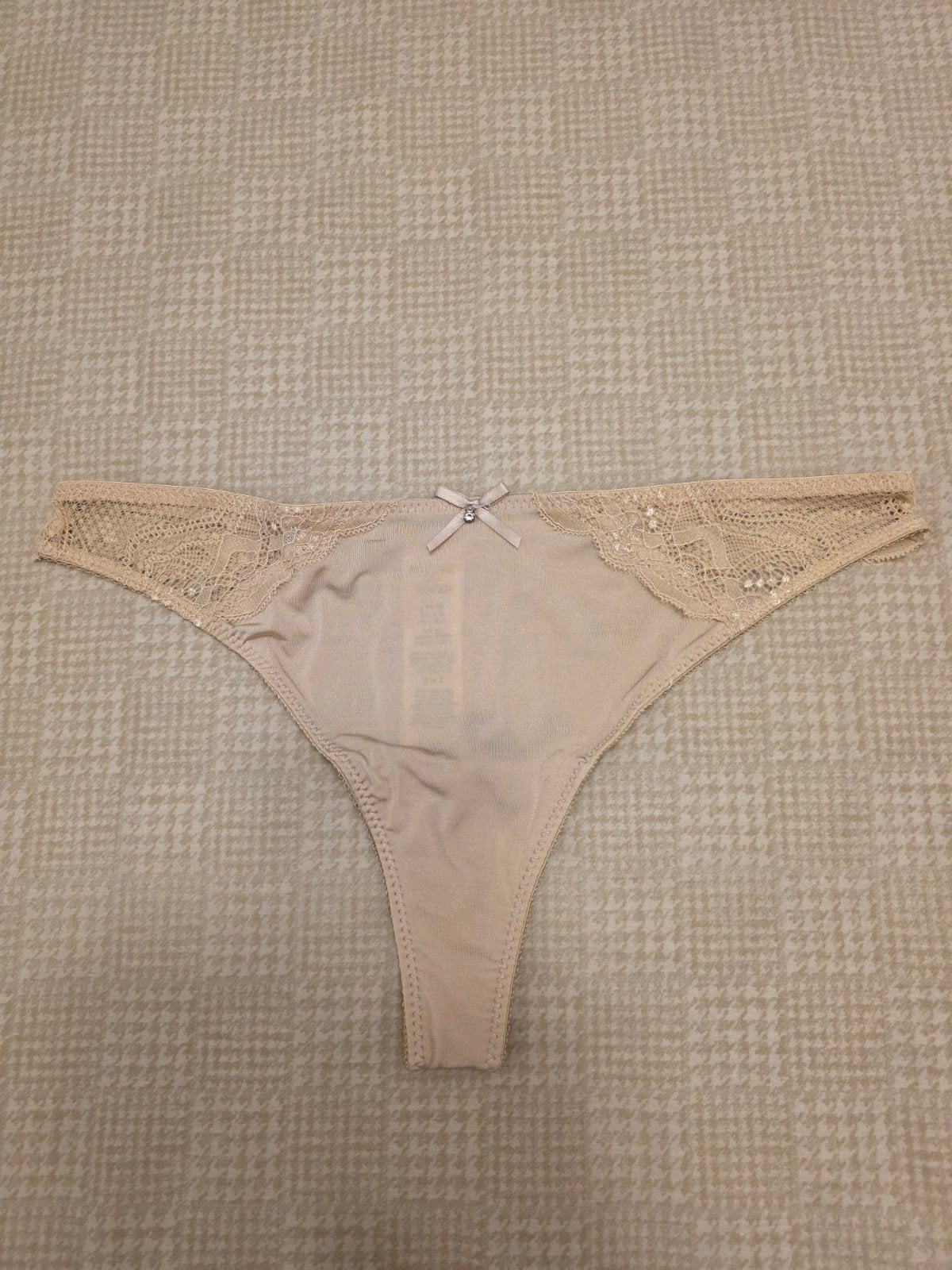 Nieuwe Janina String - Maat L (44/46) - Beige met kant, Janina, Ophalen of Verzenden, Beige, String