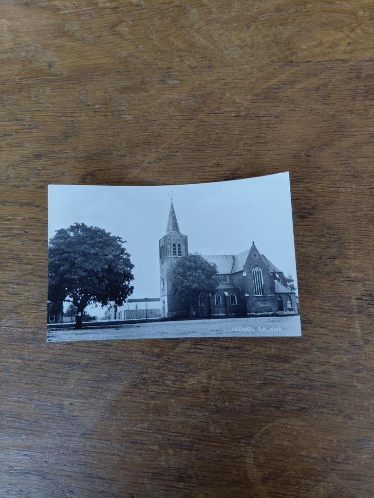51_i Gerwen. Rk.kerk, Verzamelen, Ophalen of Verzenden, 1940 tot 1960