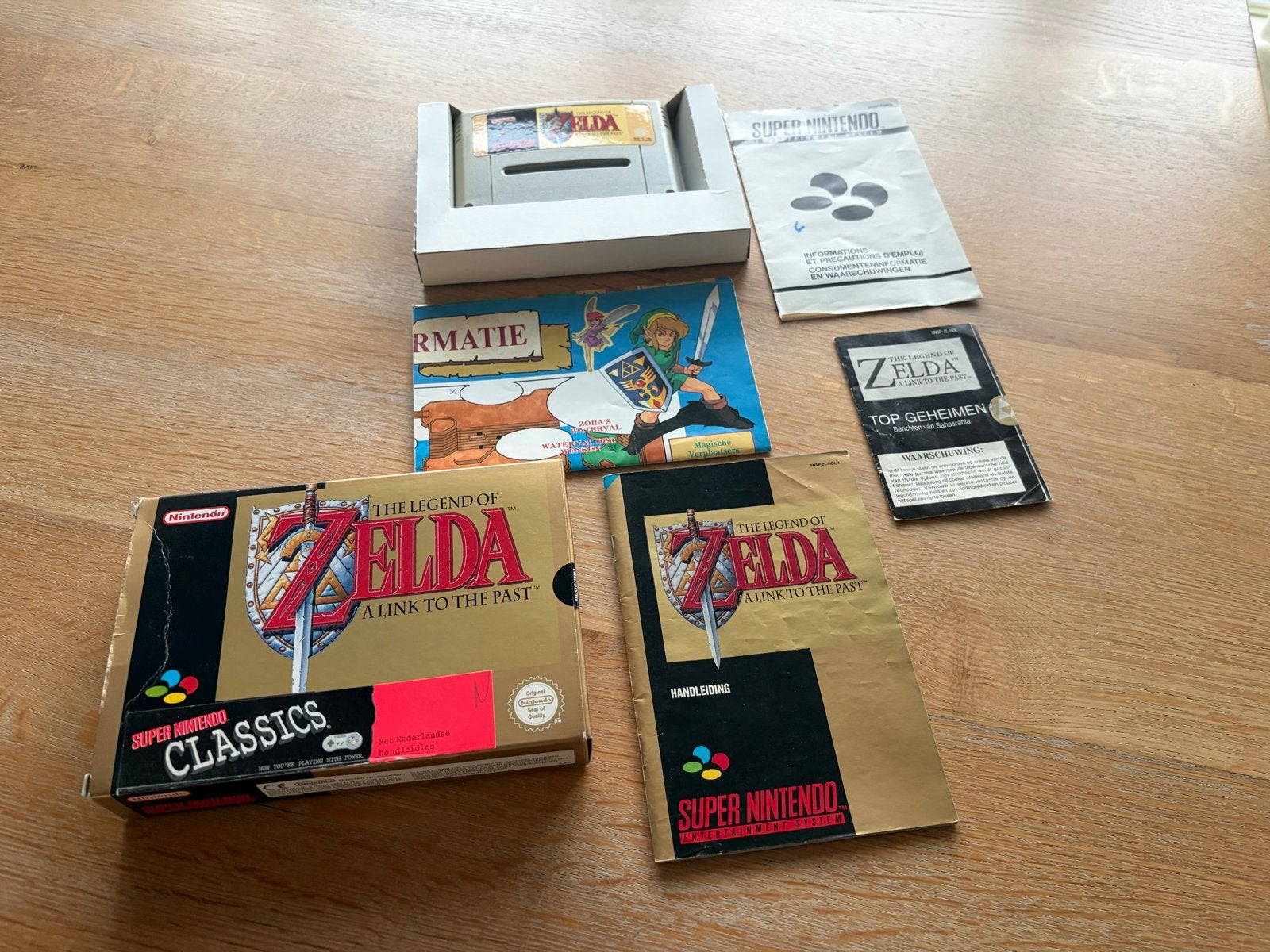 The Legend of Zelda: A Link to the Past (NL - compleet), 1 speler, Zo goed als nieuw, Vanaf 7 jaar, Ophalen