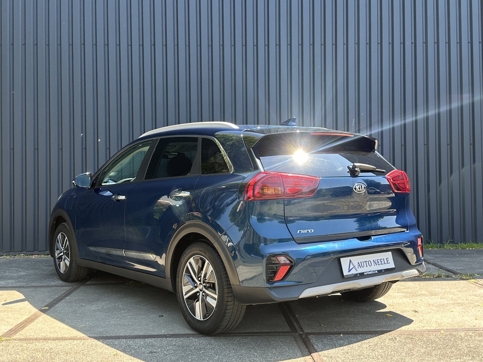 Kia Niro 1.6 GDi PHEV Spirit Panoramadak, Trekhaak, JBL, Auto's, Dealer onderhouden, Gebruikt, Zwart, Blauw