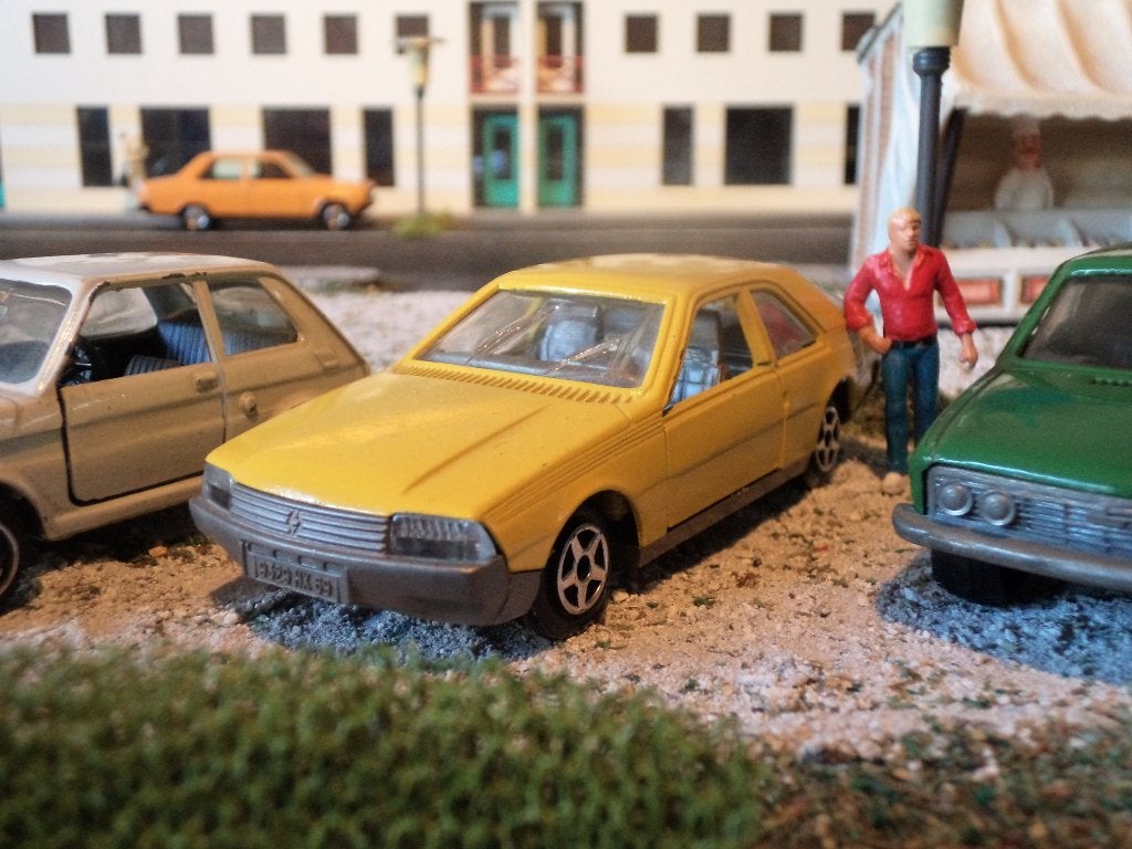 Renault Fuego - Jet Car de Norev geel, Ophalen of Verzenden, Zo goed als nieuw, Auto, Norev