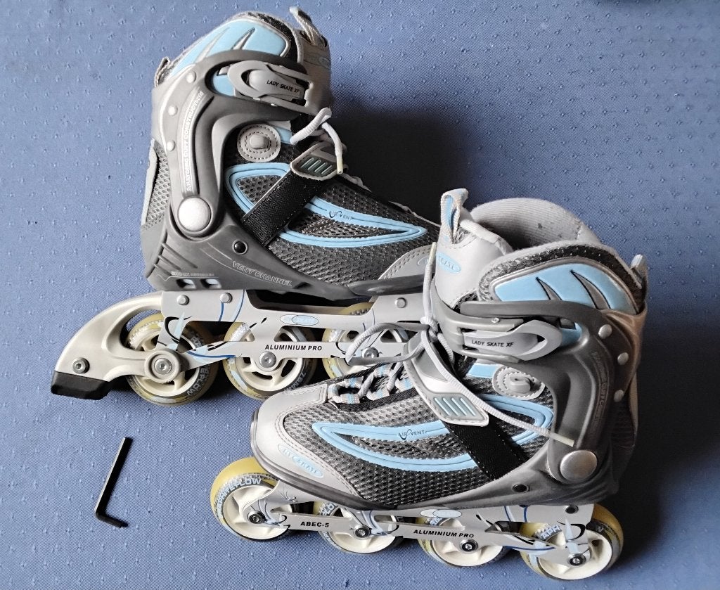 Lady skates XF maat 38, Sport en Fitness, Skeelers, Verstelbaar, Kinderen, Zo goed als nieuw, Inline skates 4 wielen