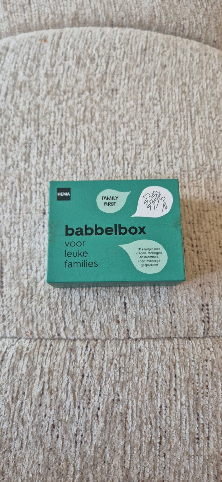 Hema Babbelbox: 50 kaartjes voor leuke familiegesprekken, Hobby en Vrije tijd, Vijf spelers of meer, Ophalen, Zo goed als nieuw