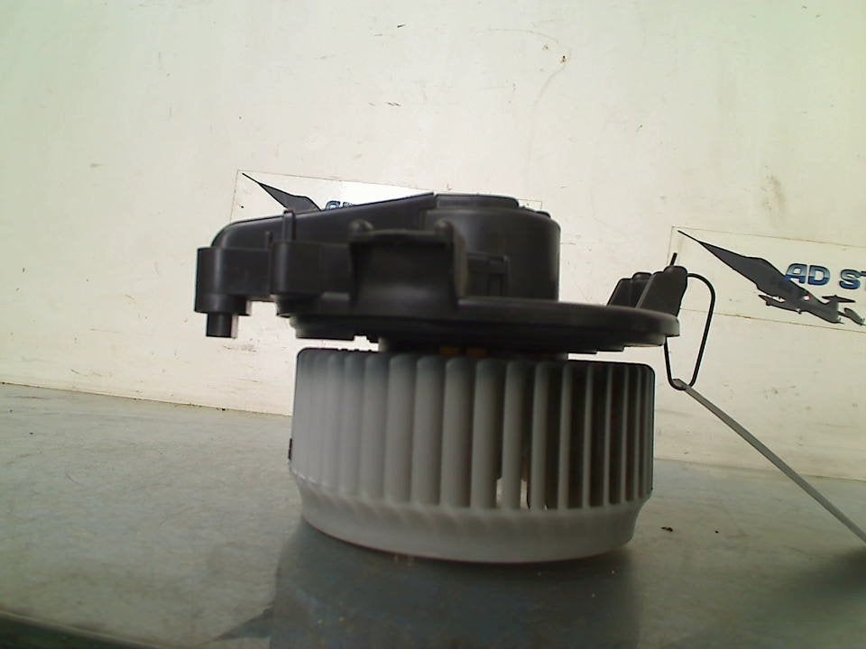 Kachel Ventilatormotor Toyota Avensis (T27) AV2727008103, Auto-onderdelen, Gebruikt, Kundenbetreuung@toyota.de, Toyota-Allee 2, Köln 50858, , Duitsland